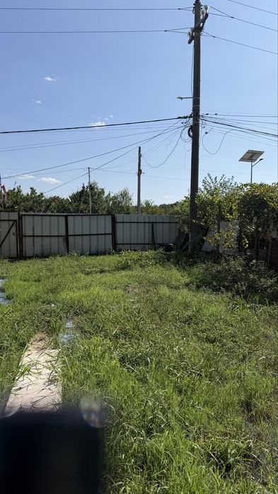 Teren intravilan de vanzare, situat pe strada principala