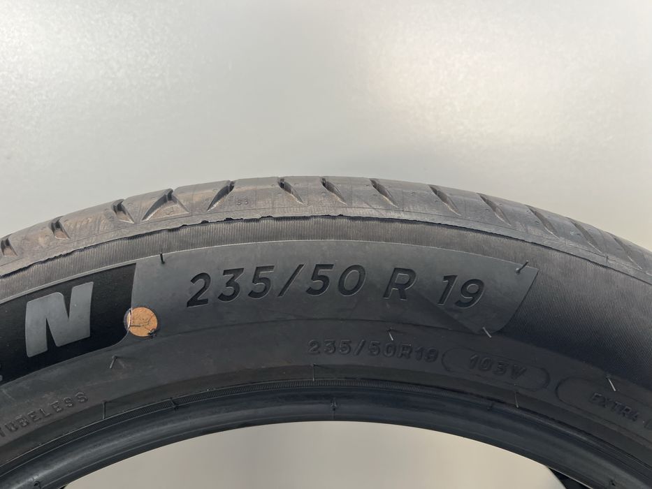 Чисто нови летни гуми 235/50/19 Michelin