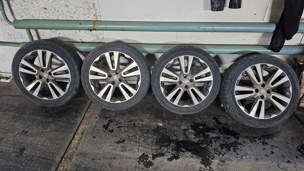 Продам Vesta SW Cross