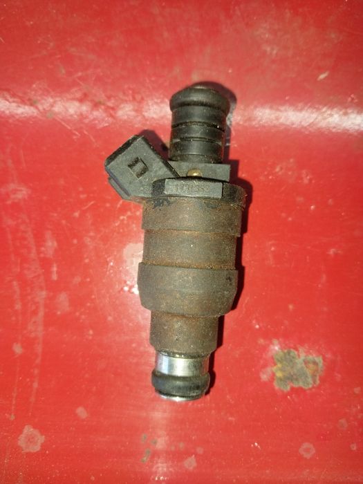 Продам на бмв е36 двигатель м40, м43 запчасти