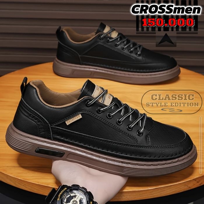 Мужские кроссовки