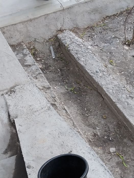 Бектемир туманда 2 сотих курук ер сотилади