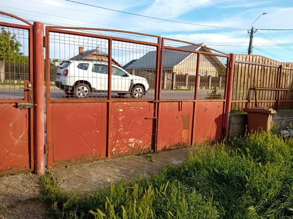 Casă de vânzare Botoșani Str.Săvenilor  Nr.113