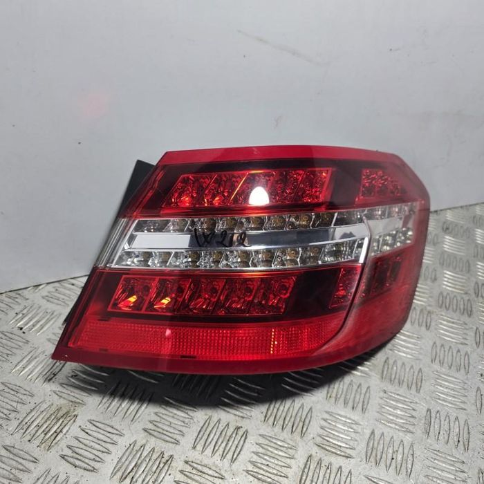 Stop aripa dreapta LED Mercedes E-Class W212