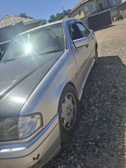 Продам мерседес бенс