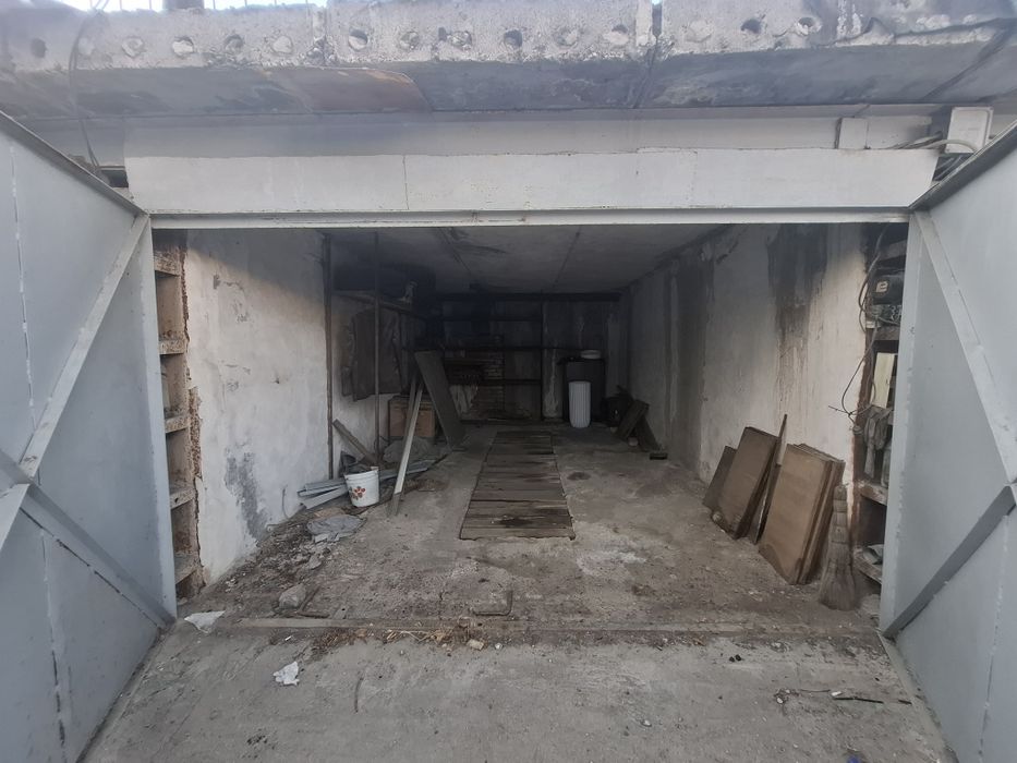 Продаётся гараж бетонный. Beton garaj Bodomzorda.
