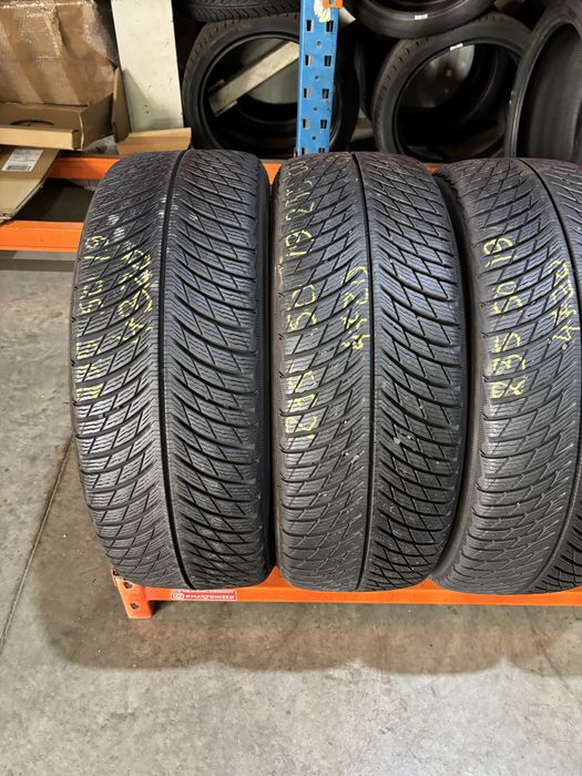 Anvelope Iarna 235/50/19 Michelin Pilot Alpin 5 235 50 19 R19