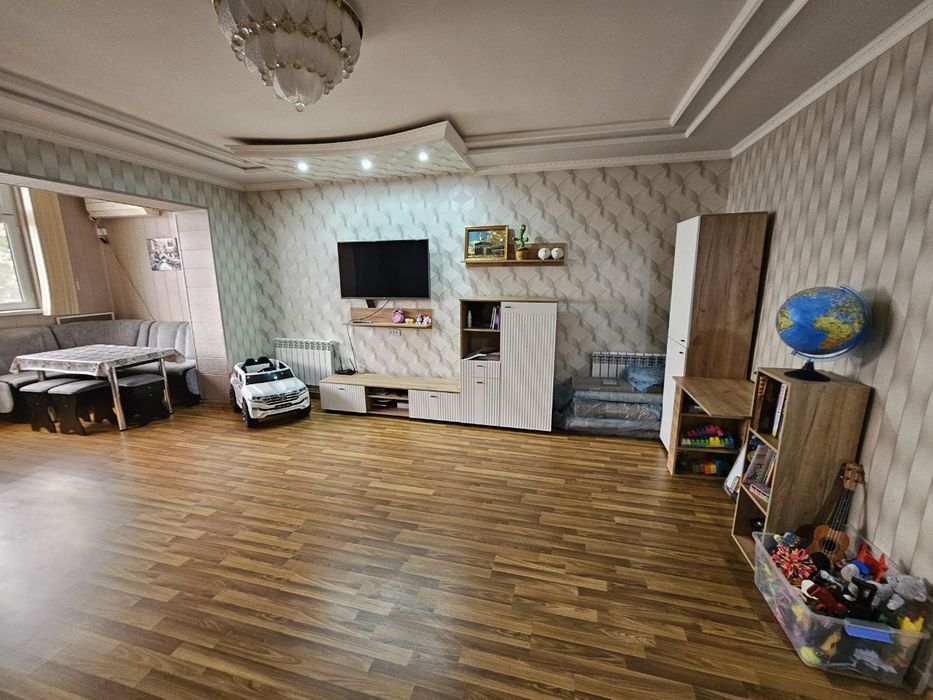 Продается квартира в городе Янгиюле.