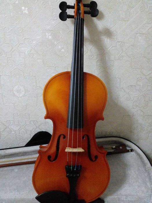 Инструмент скрипка