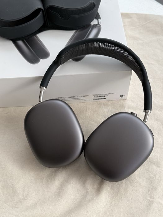 Наушники Airpods Max space gray