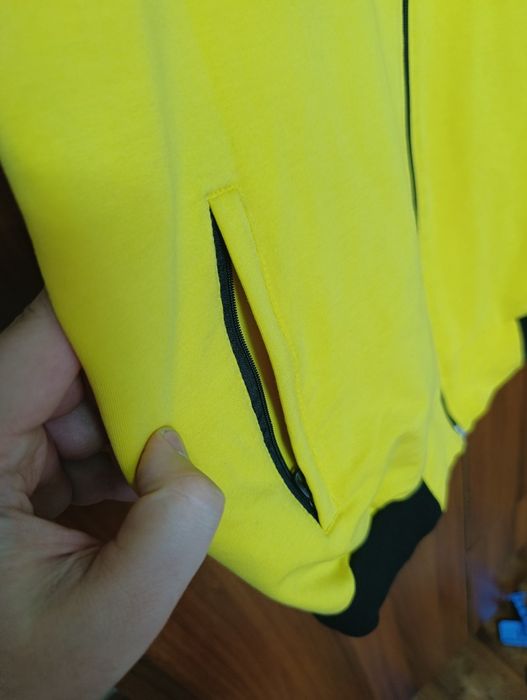 Продам спортивку 2 XL