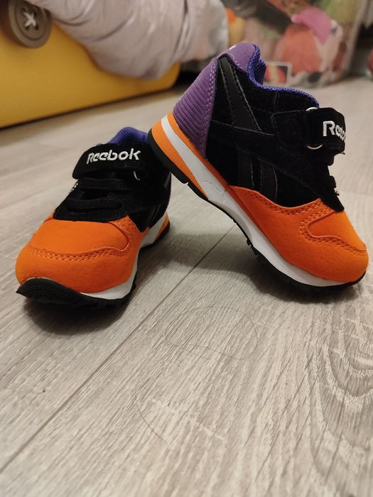 Кроссовки для малыша