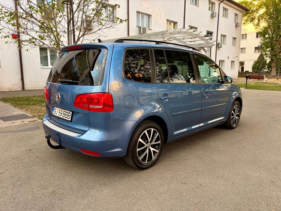 Volkswagen Touran 2012 diesel, 6.684 € — imagine 5