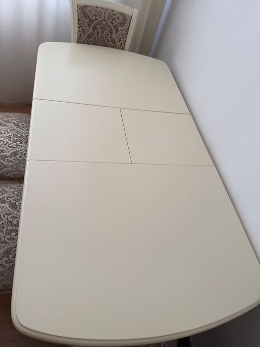 Продам стол со стульями дерево дуб