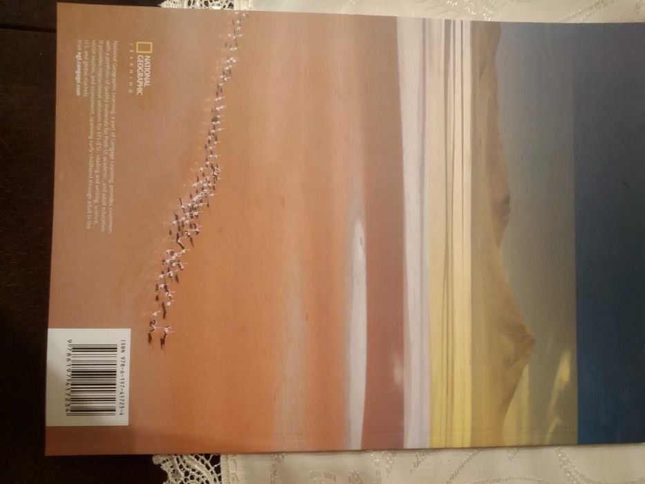 Учебници по английски и испански език,