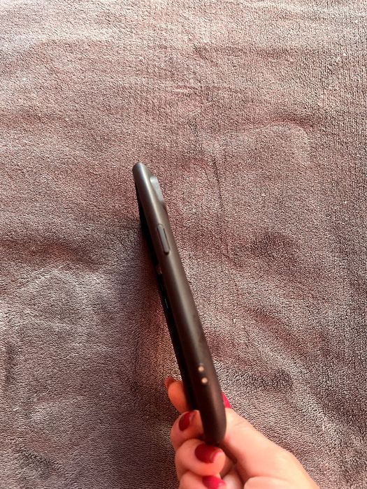 Чехлы на iPhone 13/14