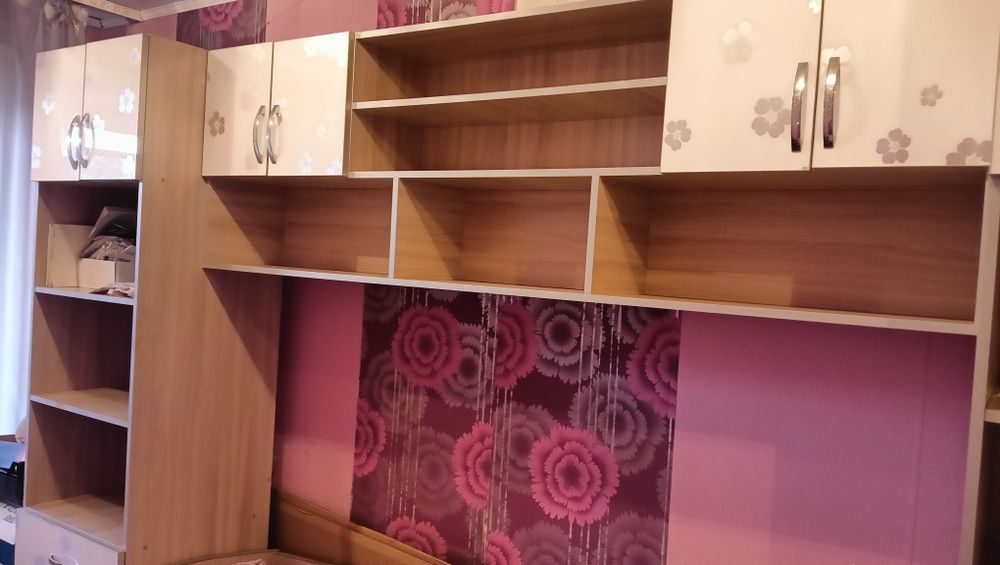 Продам шкаф - спальня  в отличном состоянии