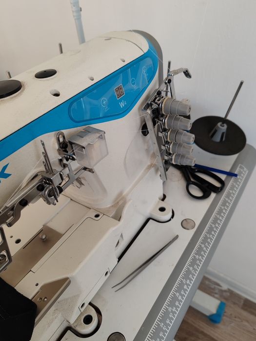 Продам распошивальная машинку Jack