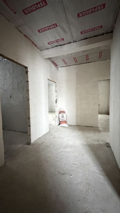 Продается дом с гаражом  предчистовая