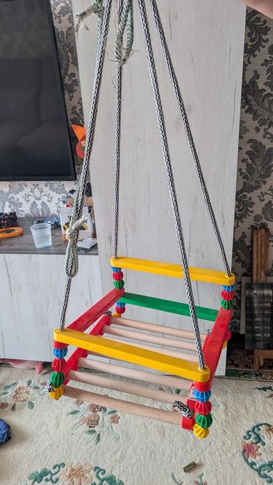 Качели детские деревянные