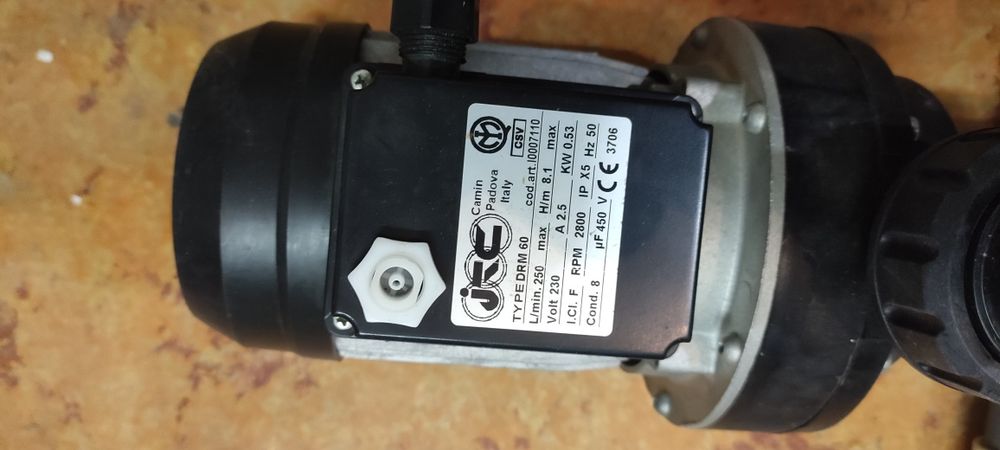 Помпа за хидромасажна вана