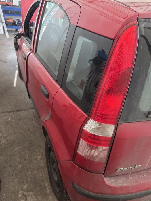 Vând Fiat panda an 2012