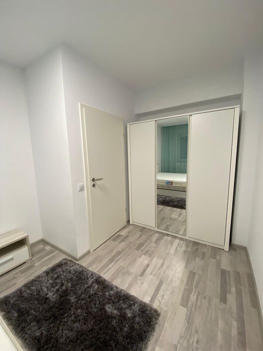 Închiriez Duplex  zona  Coresi