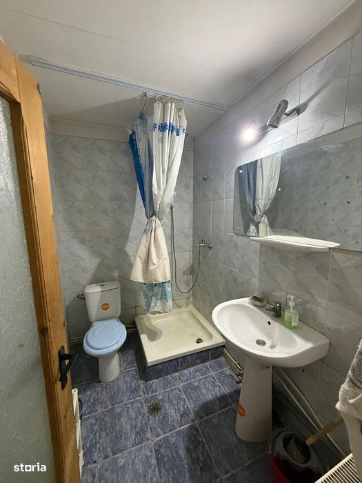 5 camere Decomandat - Posta Pacurari- 143 mp - 138000 euro