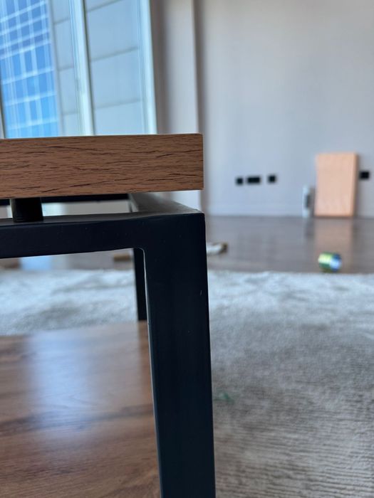 Журнальный столик