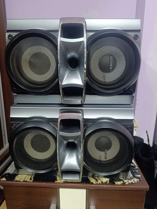 Vând boxă jamo d360 . combină Sony.boxe.