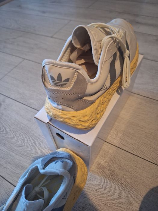 Adidas Hyperturf Aventure