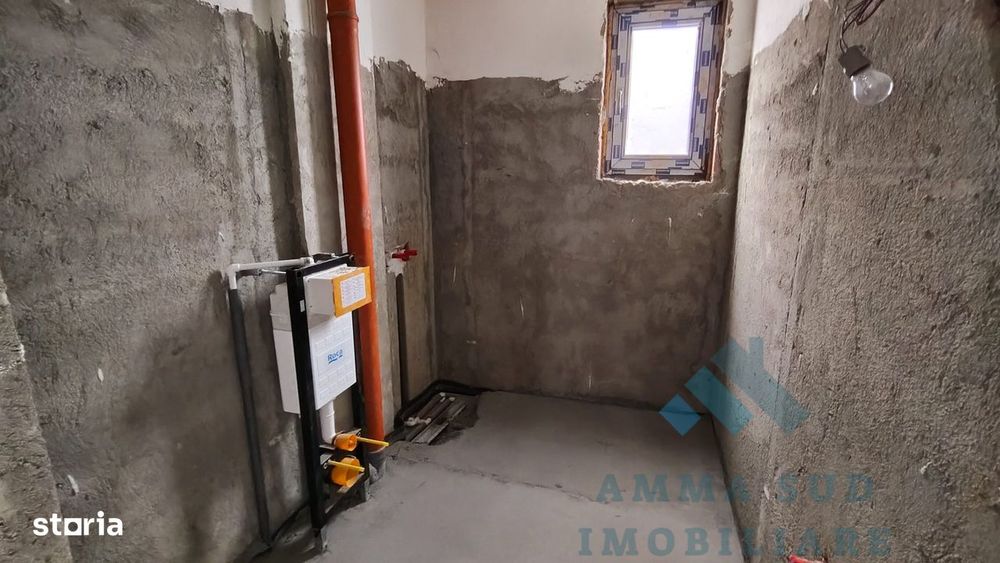 Vila - Spatiu Comercial - P + 1E + M - 360 mp - Comuna Frumusani