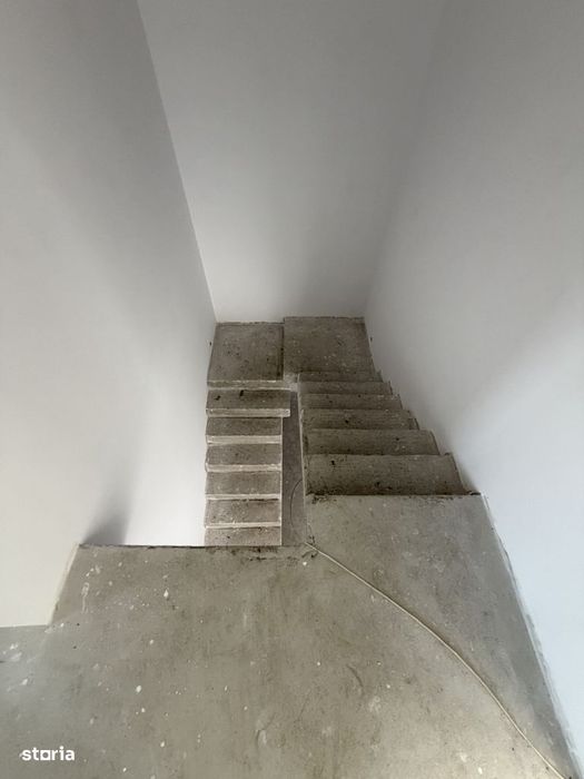 Duplex 4 camere, 125mp utili, 350mp teren, terasa 10mp - Giarmata vii