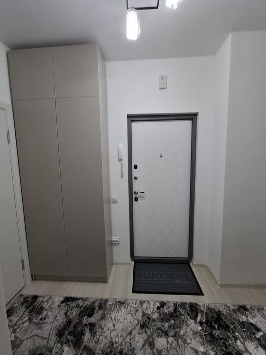 Продаётся 2 комнатная квартира ассалом хаво третий  этаж девяти этажка