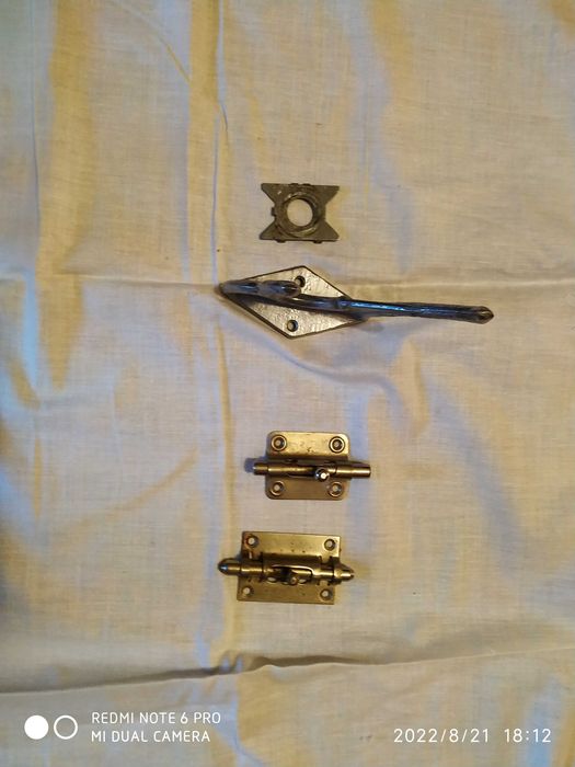 Замок железный надёжный