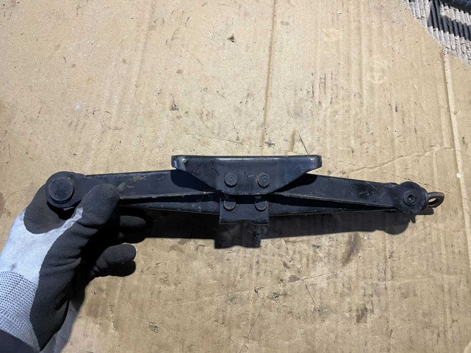 Авто Крик Авариен Крик Volkswagen Jetta Passat Beetle