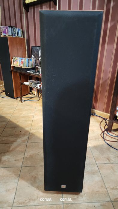 Колонки аккустические JBL e90