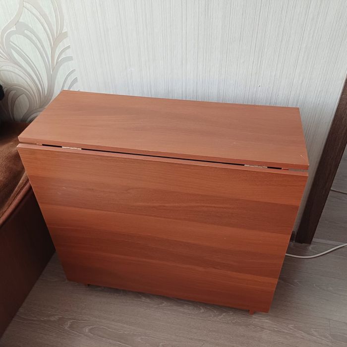 Продам стол раздвижной