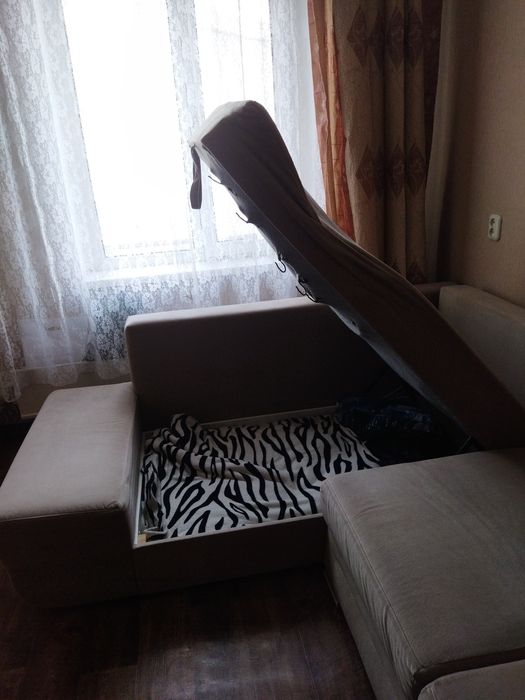 Мягкий угловой диван