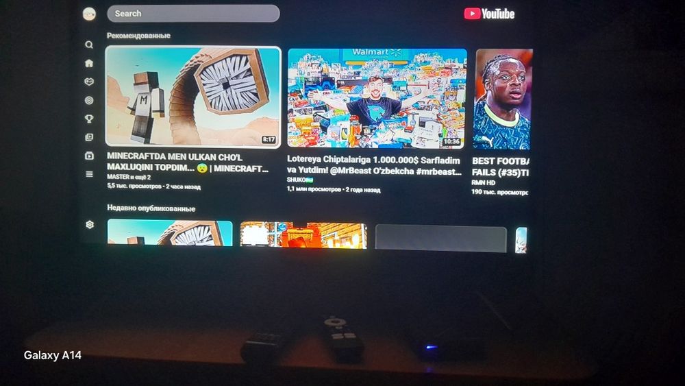 Samsung 32 dyum smart Tv Sotiladi