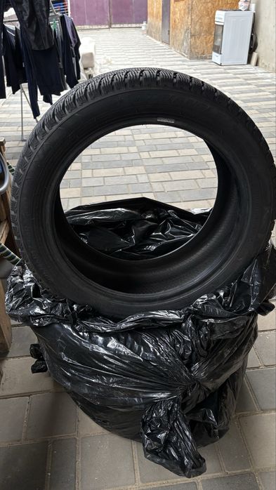 Продам зимние шины