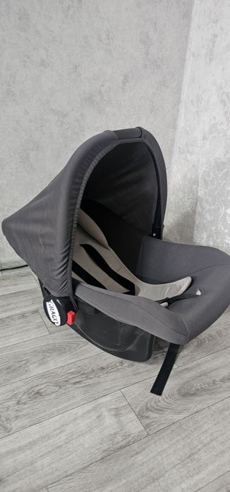 Продаётся автокресло