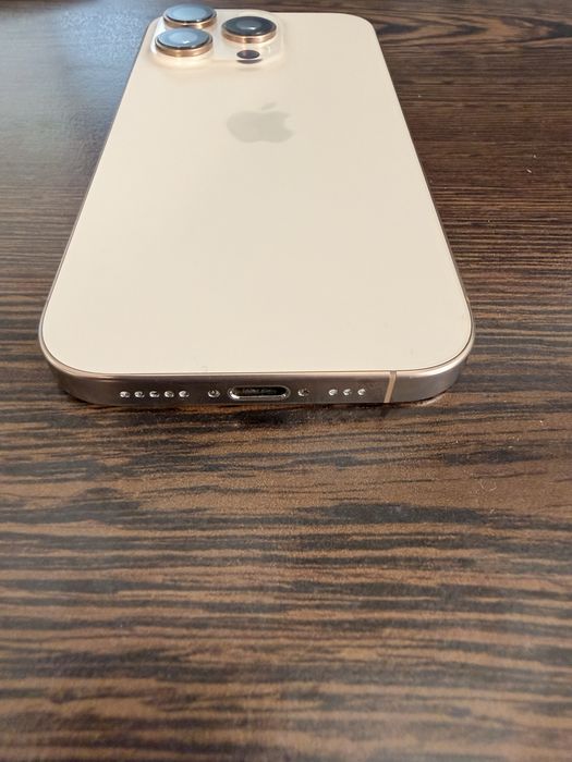 Iphone 16 pro  gold 256gb