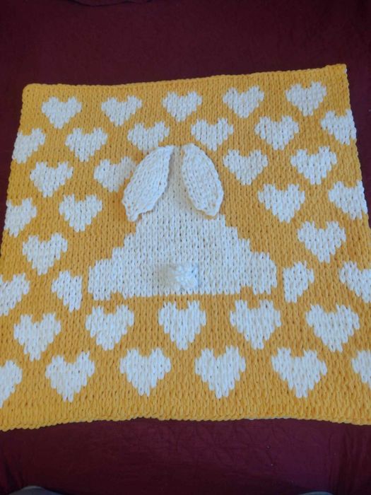 Бебешко одеало ръчно плетено