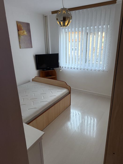 Inchiriez apartament 2 camere lux ultracenltral parter