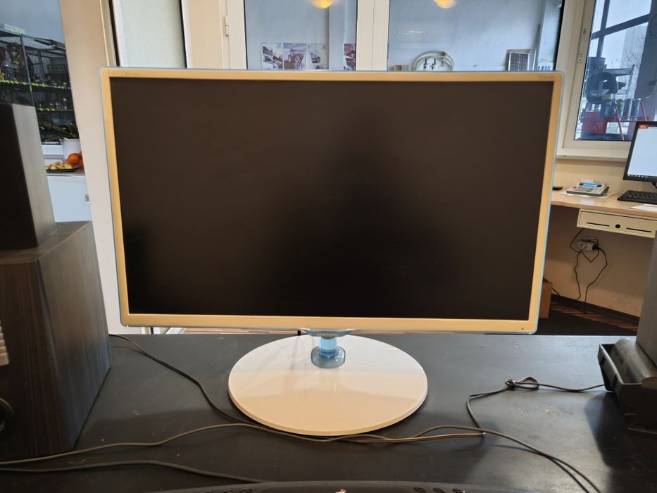 Телевизор/монитор Самсунг