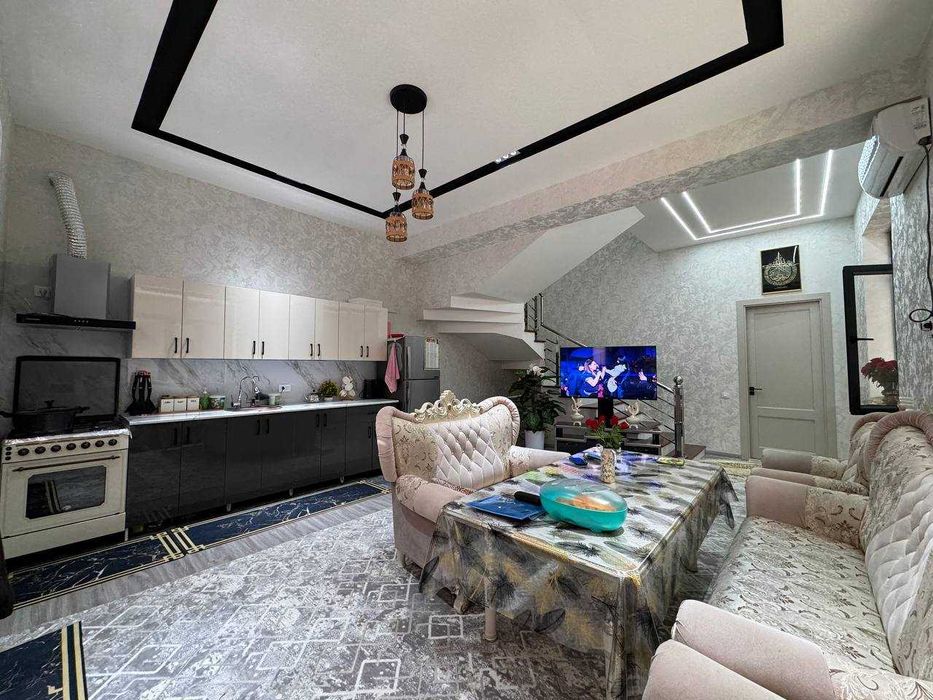 Сергелидан 3км.Зангиата туман.2,5cотихда 5хонали 2 каватли уй сотаман.