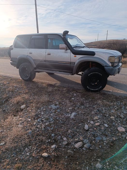 Продам срочно  автомобиль