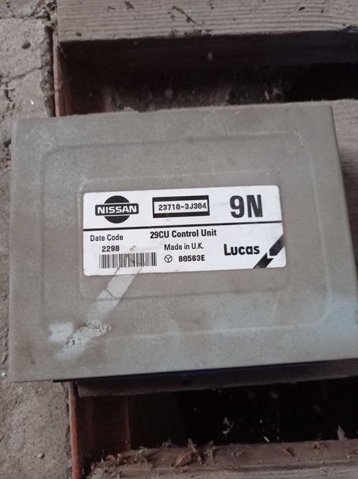 Части Нисан Примера 1.6 100 к.с бензин