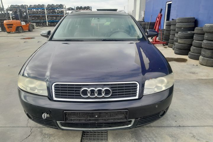 Proiector dreapta 8E0941700 8E0941700 Audi A4 B6